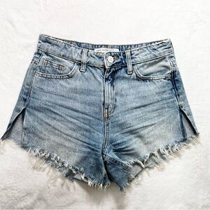 ZARA Women’s Distressed Jean Shorts size 2